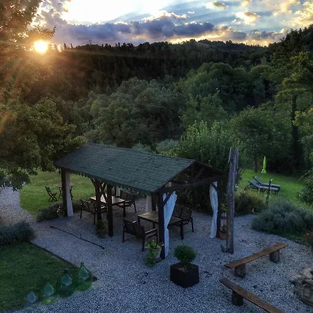 Il Nascondiglio - The Hideaway *